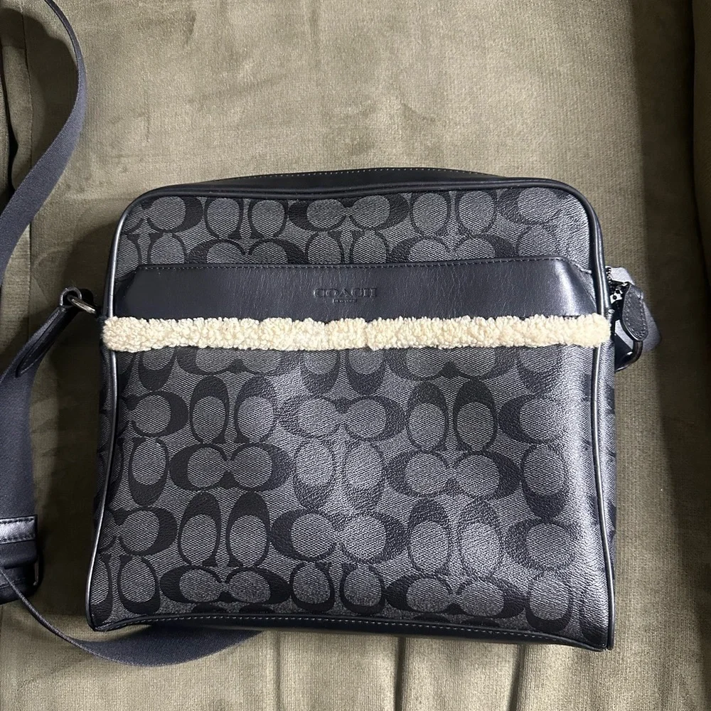 Coach Black and Gray Men's Bag - Picture 5 of 5